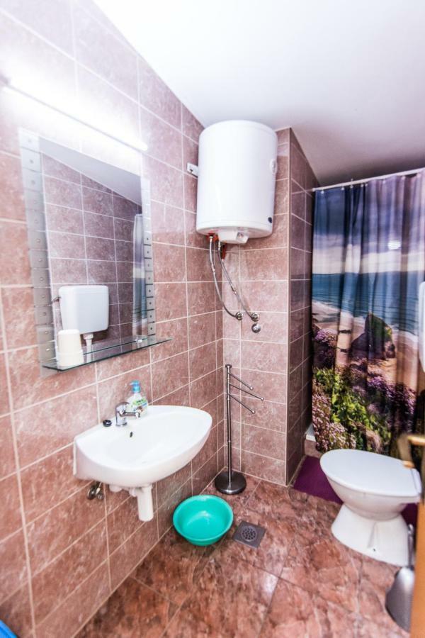 Sobe Rolo Uz More Hotel Biograd Na Moru Bagian luar foto